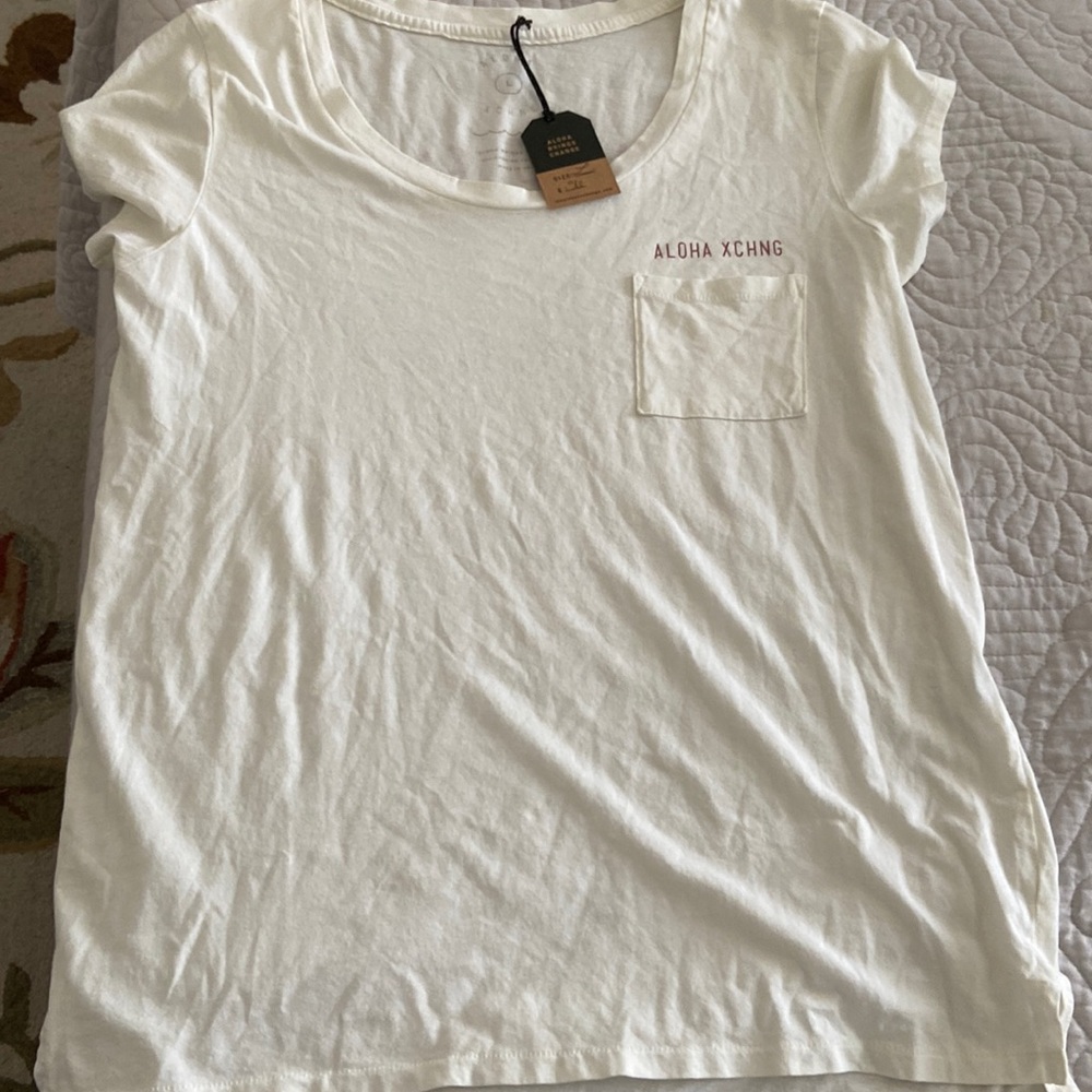 Brand new w/tags Aloha Xchng Womans shirt size large